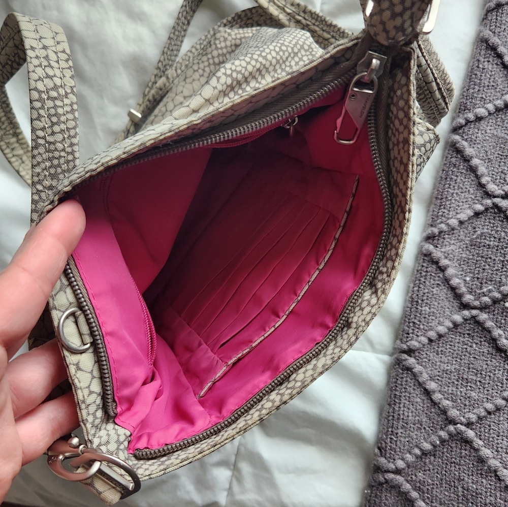 Travelon Anti Theft Snake Print Cross Body Purse - Picture 4 of 7